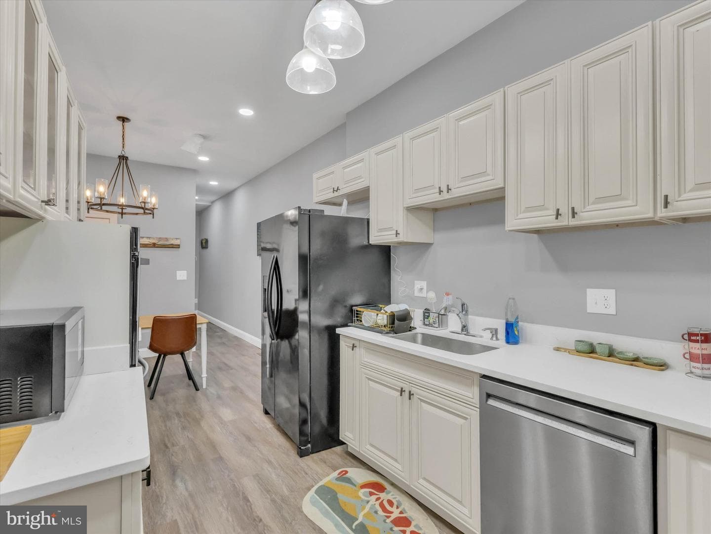 555 Presstman St photo 13
