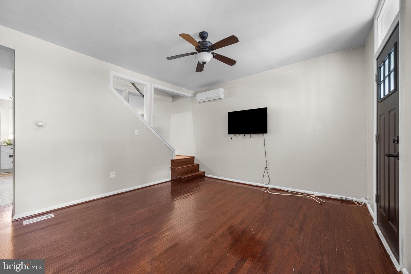 3544 Ash Street photo 5