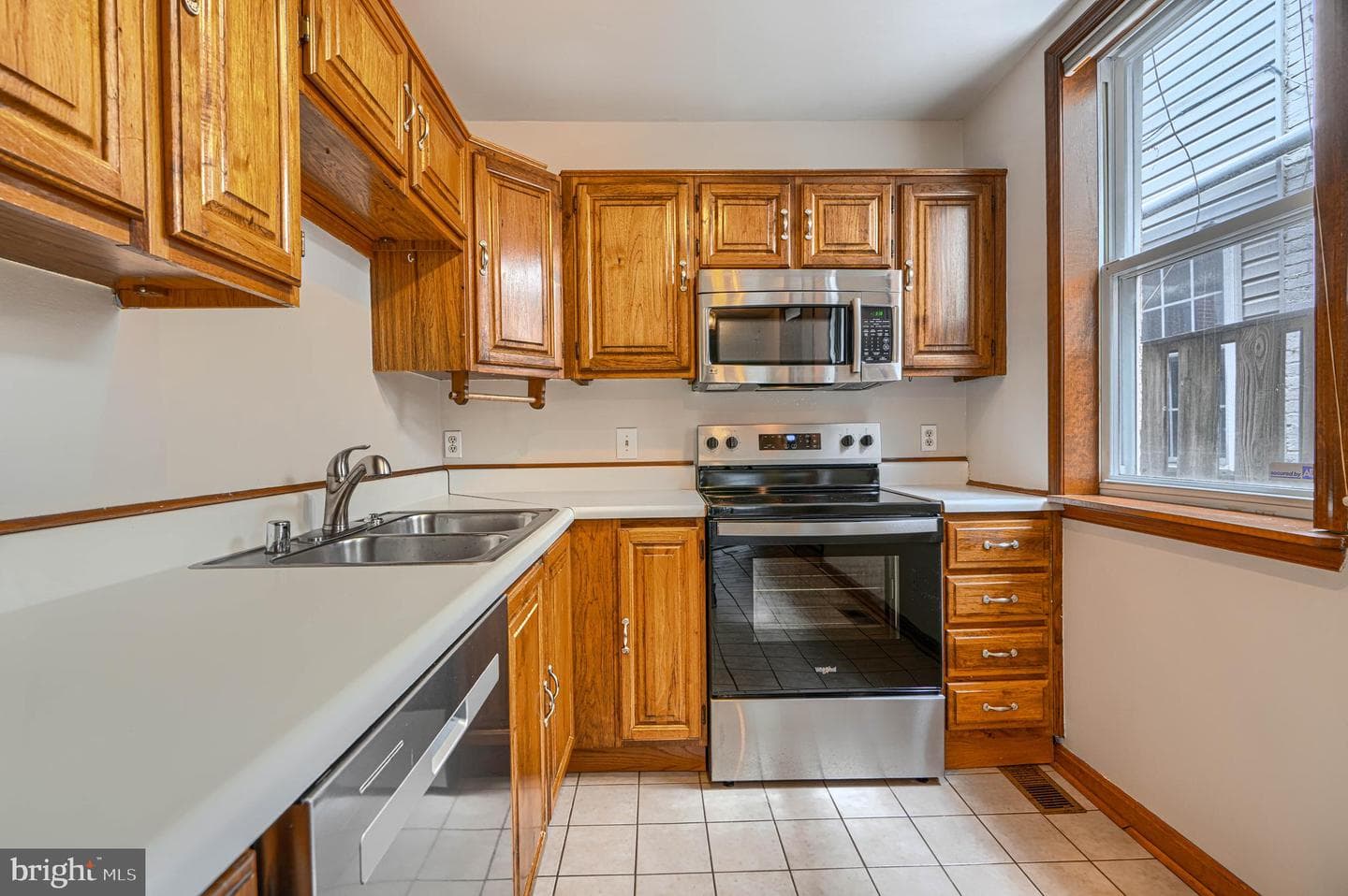 12 Poultney Street photo 12