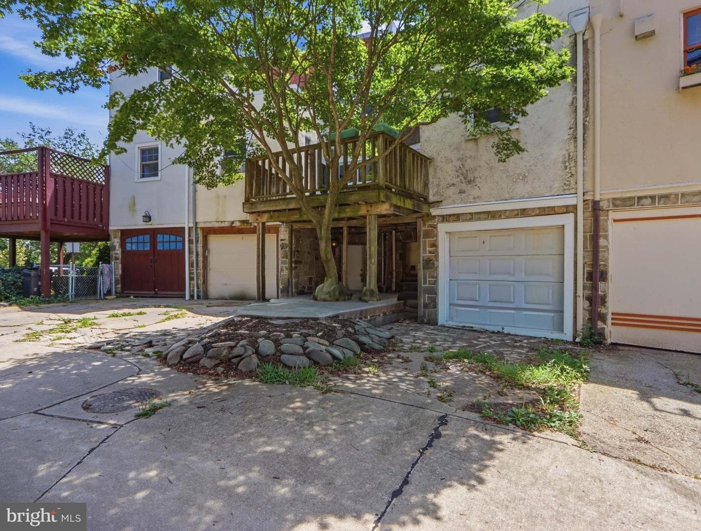 916 E 36th Street photo 31