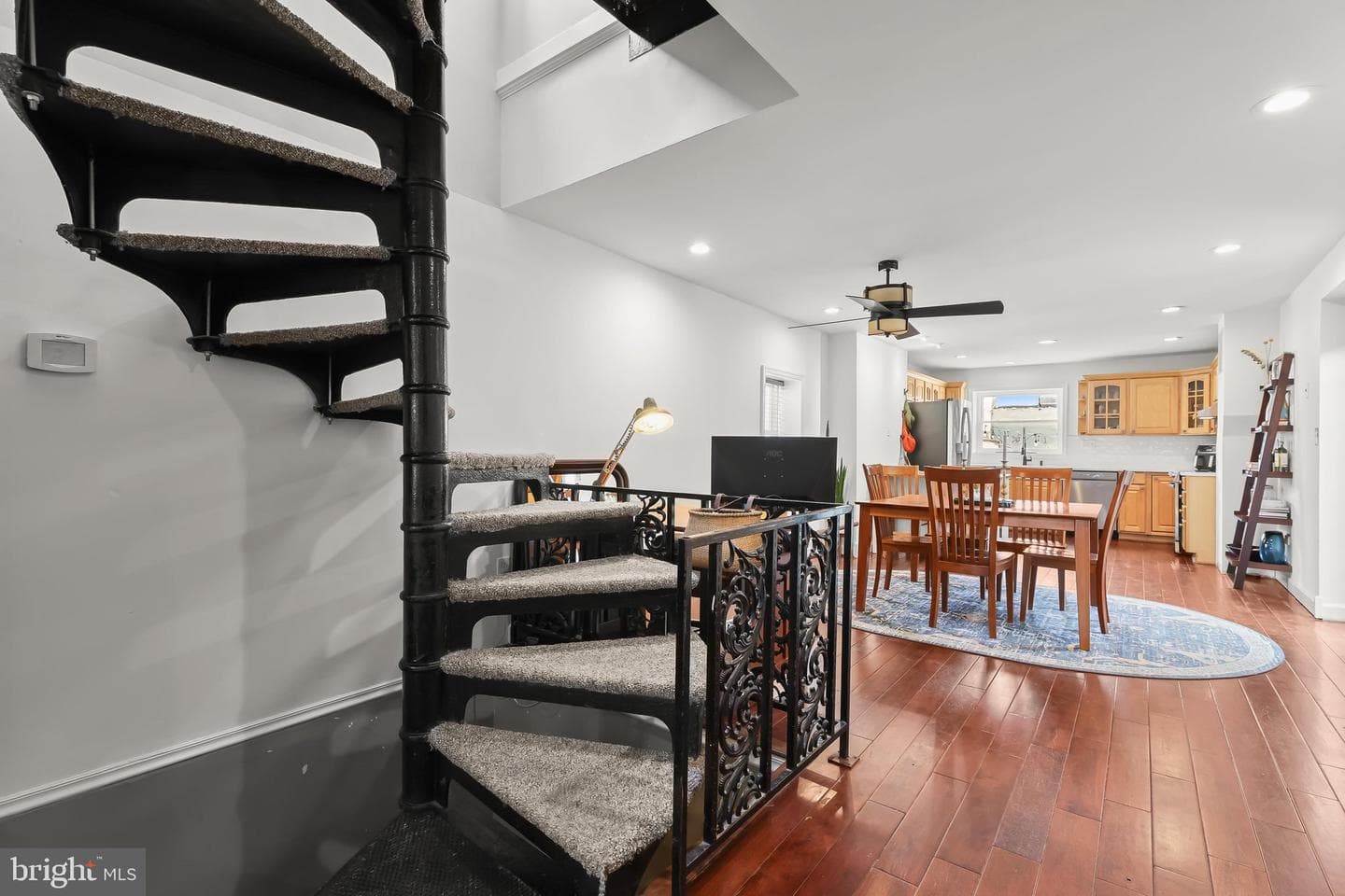 3200 E Lombard Street photo 13