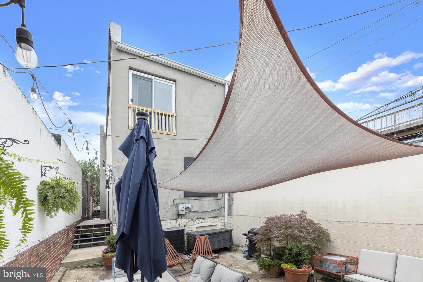 3200 E Lombard Street photo 65