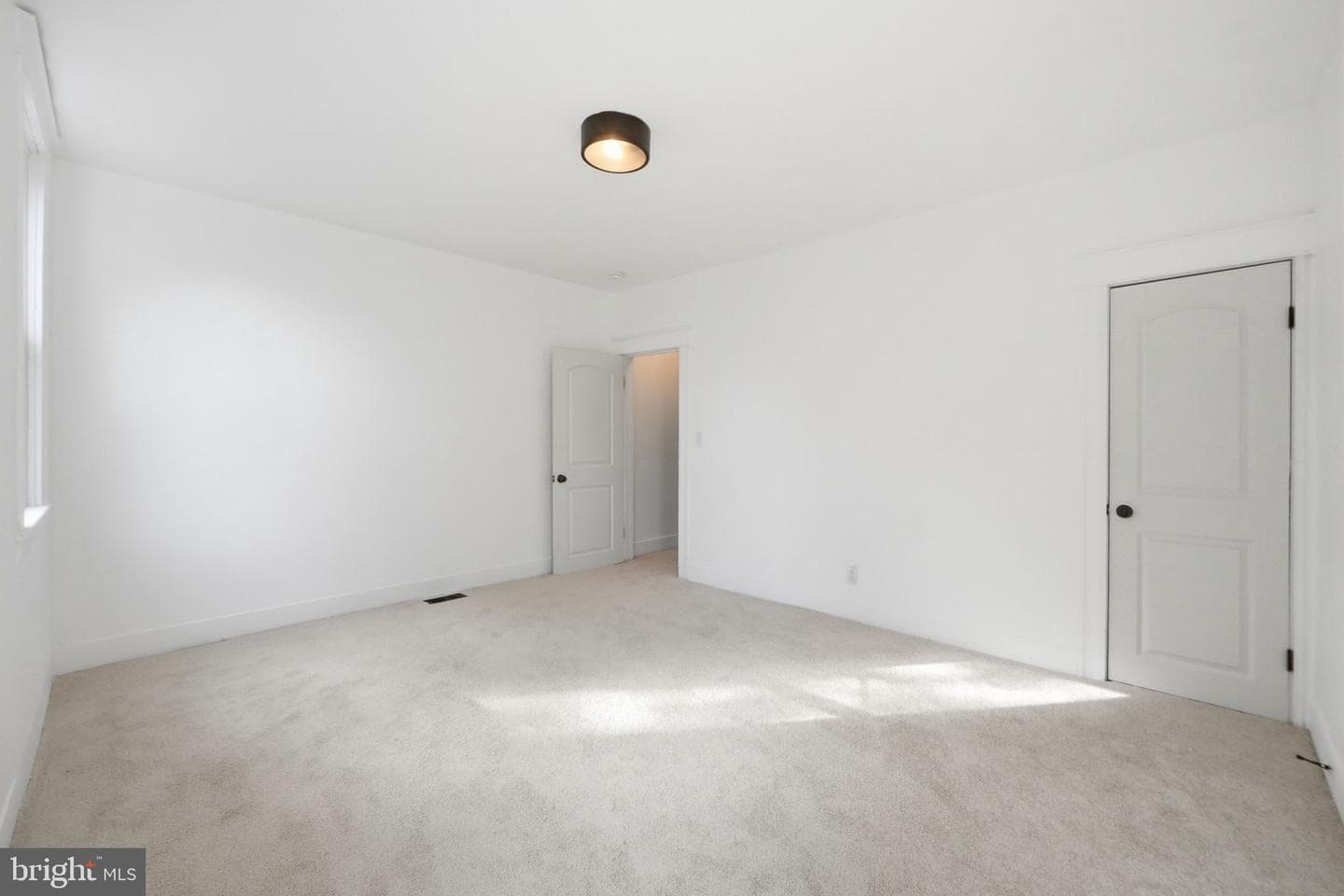 3920 6th Street photo 14
