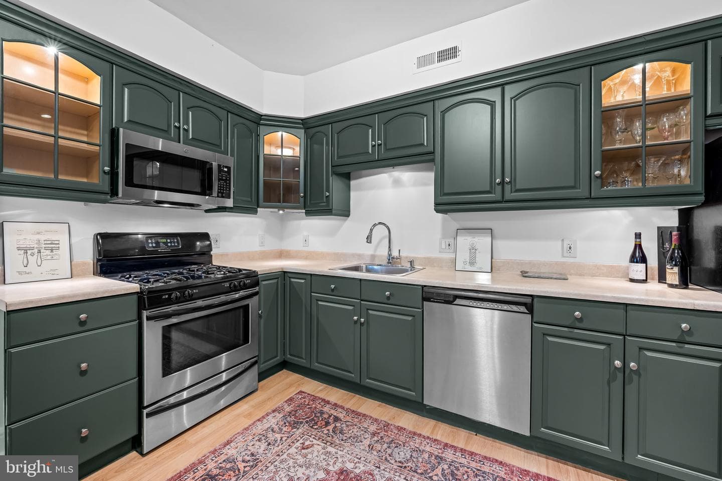 3527 Falls Road photo 30