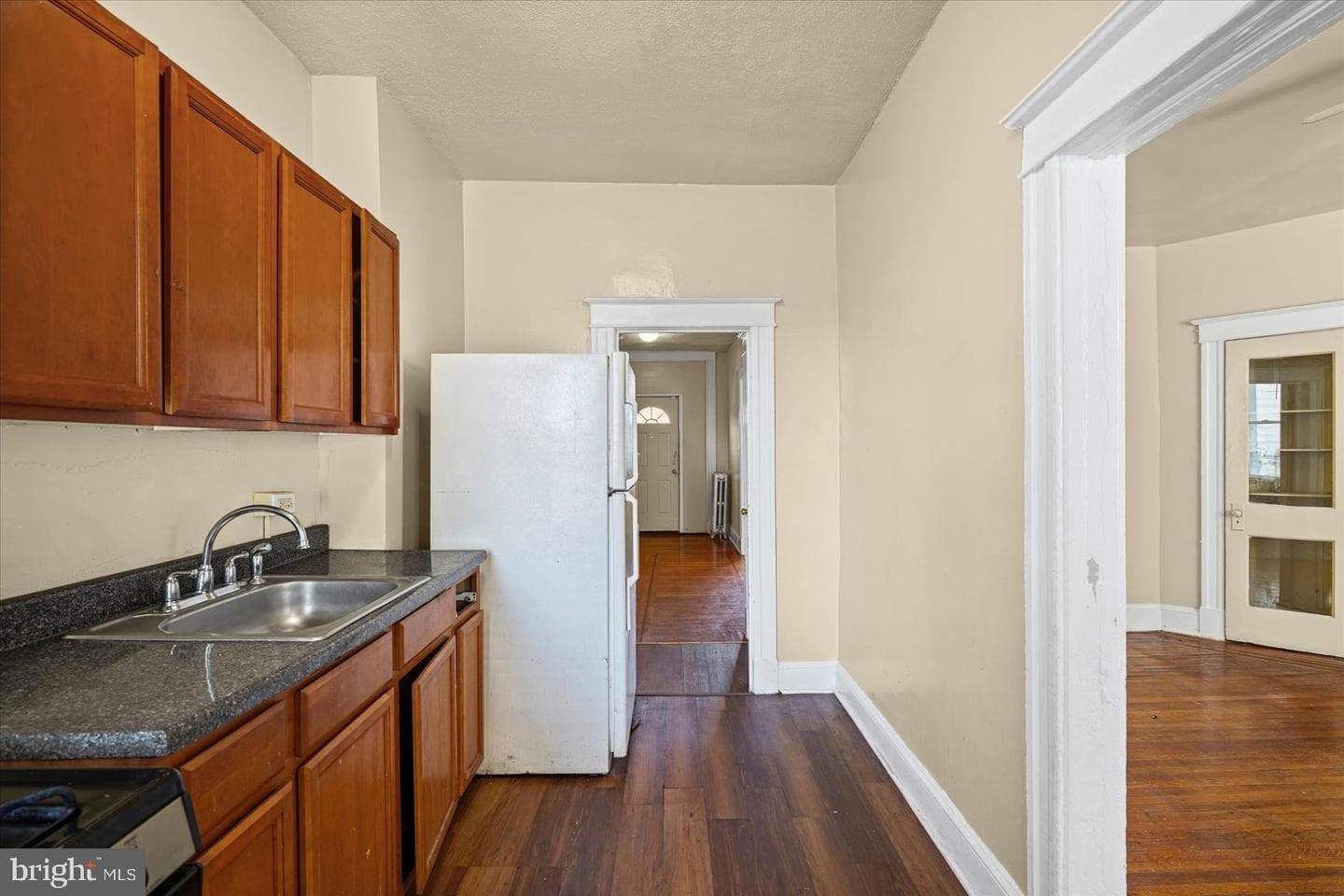 5033 Denmore Avenue photo 12