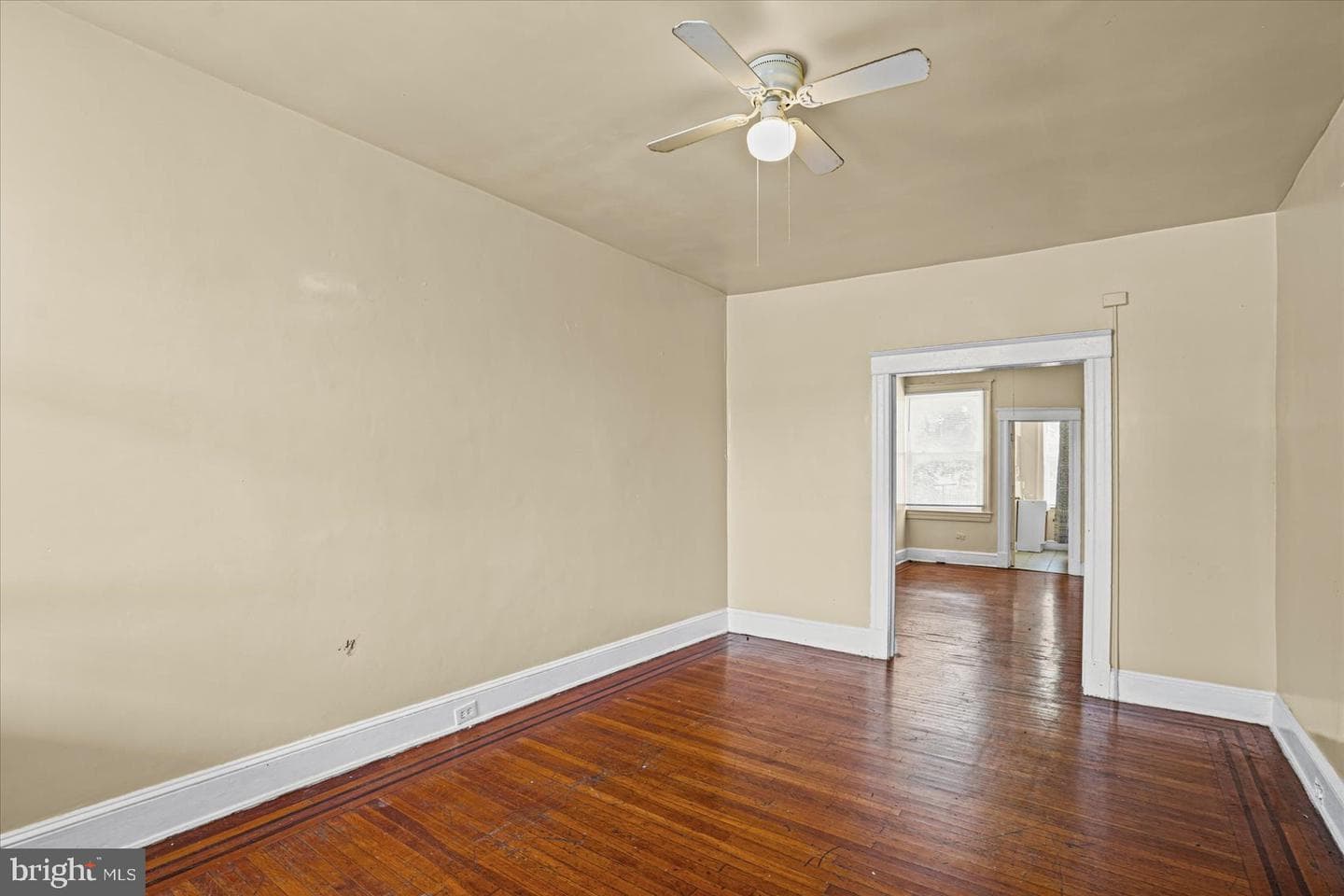5033 Denmore Avenue photo 14