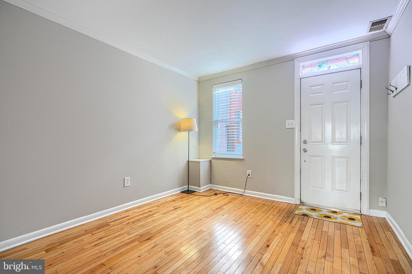 906 S Belnord Avenue photo 4