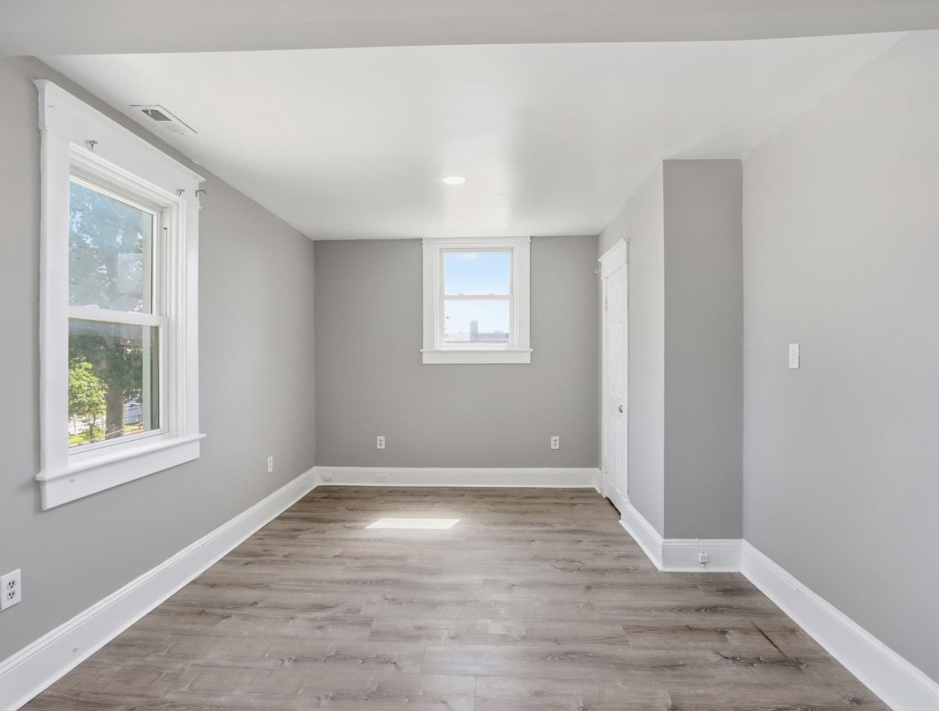 3605 Frankford photo 11