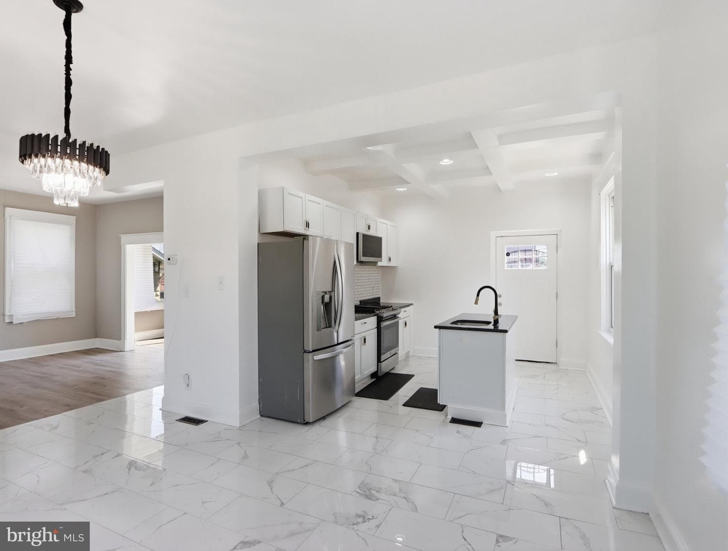 3605 Frankford photo 7