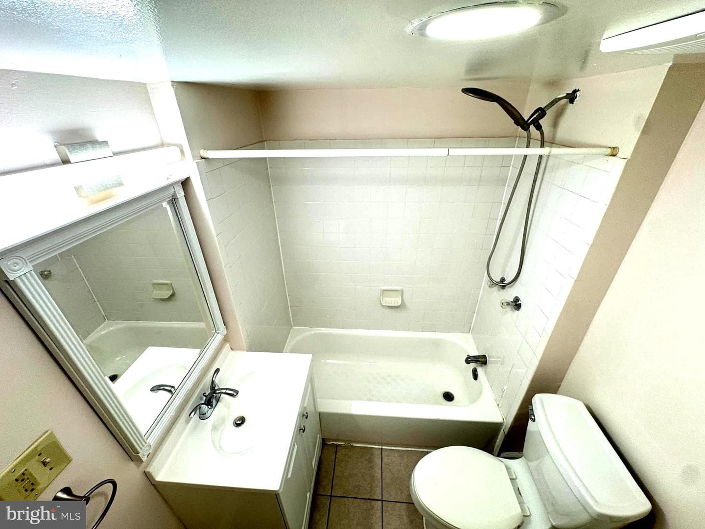 2627 Barclay Street photo 16