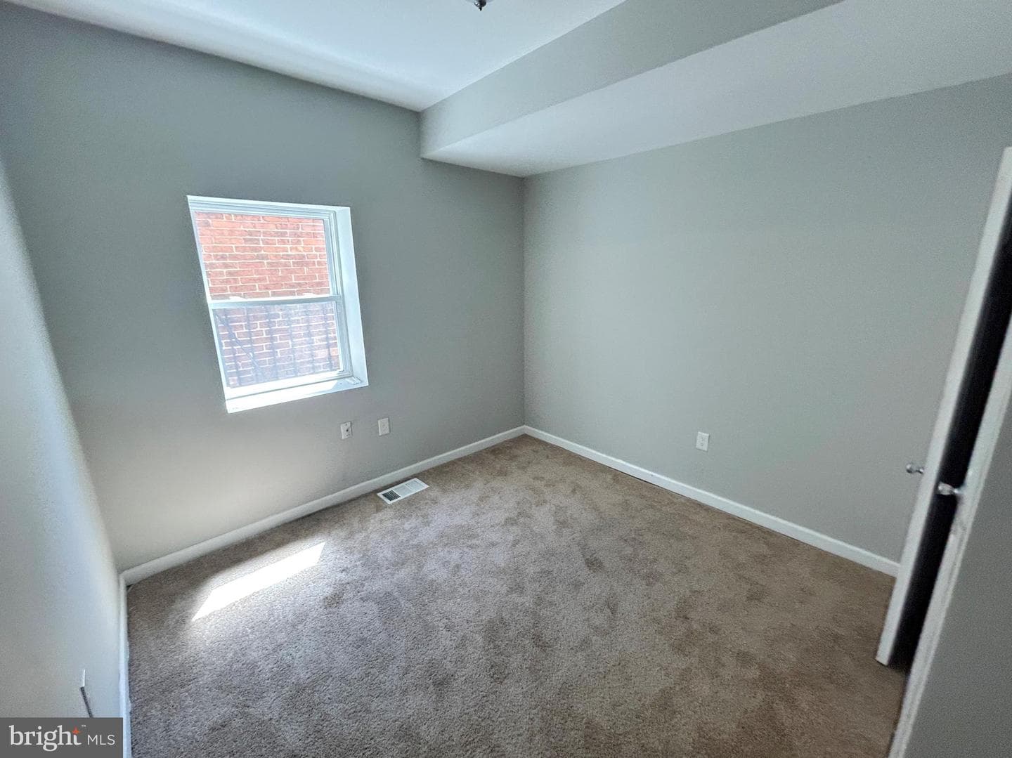 1529 Edmondson Avenue photo 16