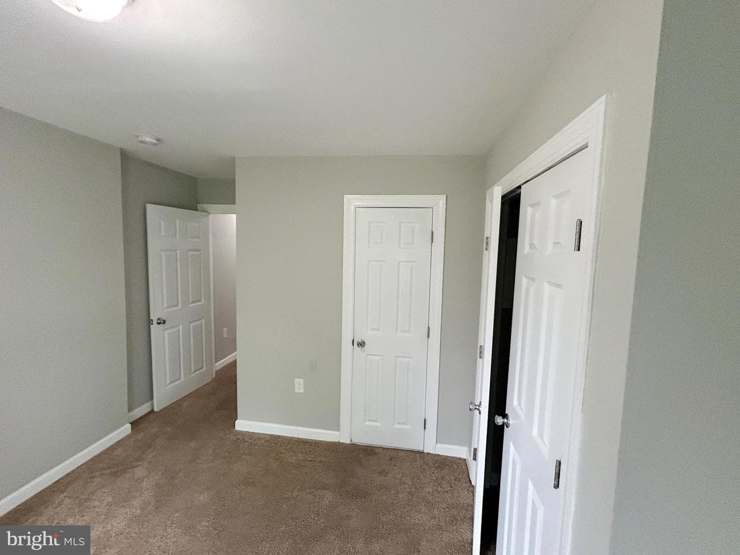 1529 Edmondson Avenue photo 27