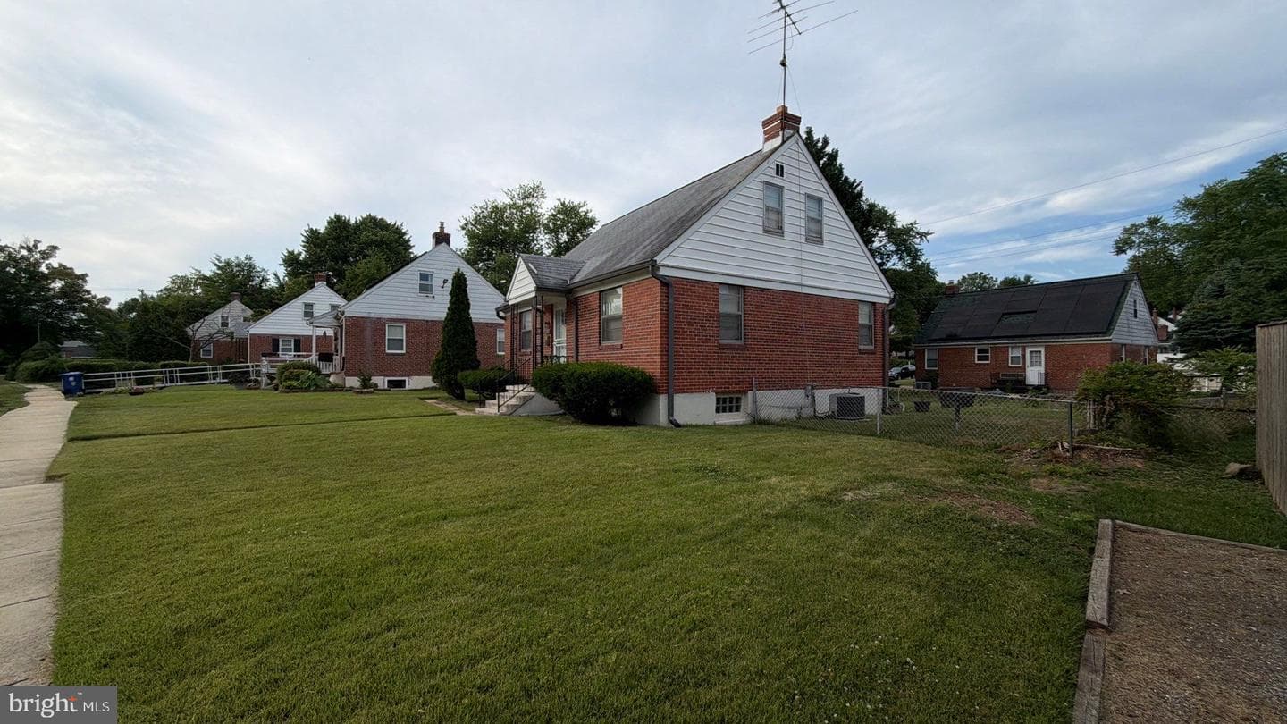 3608 Glenarm Avenue photo 3