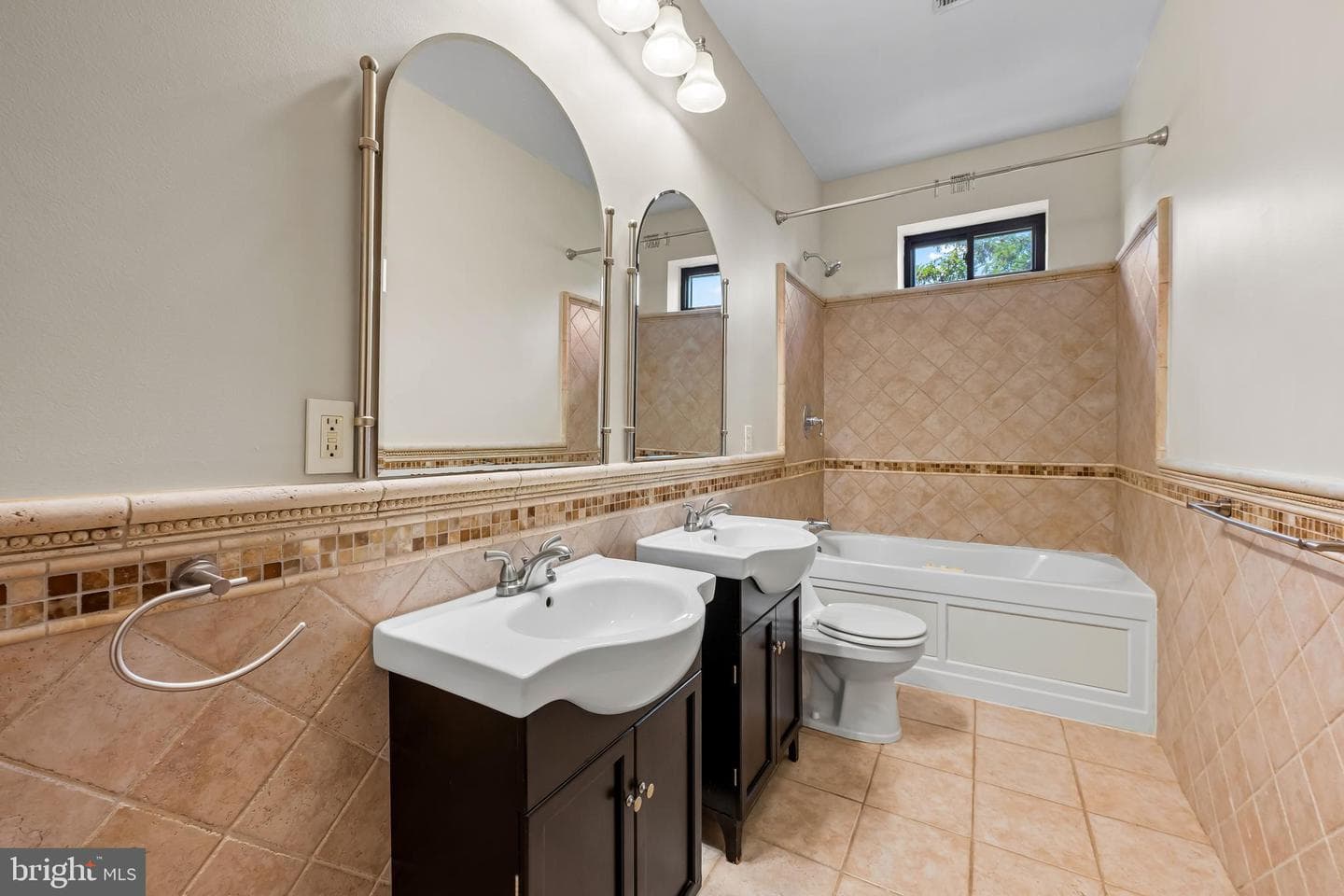 2204 Park Ave # 302 photo 18