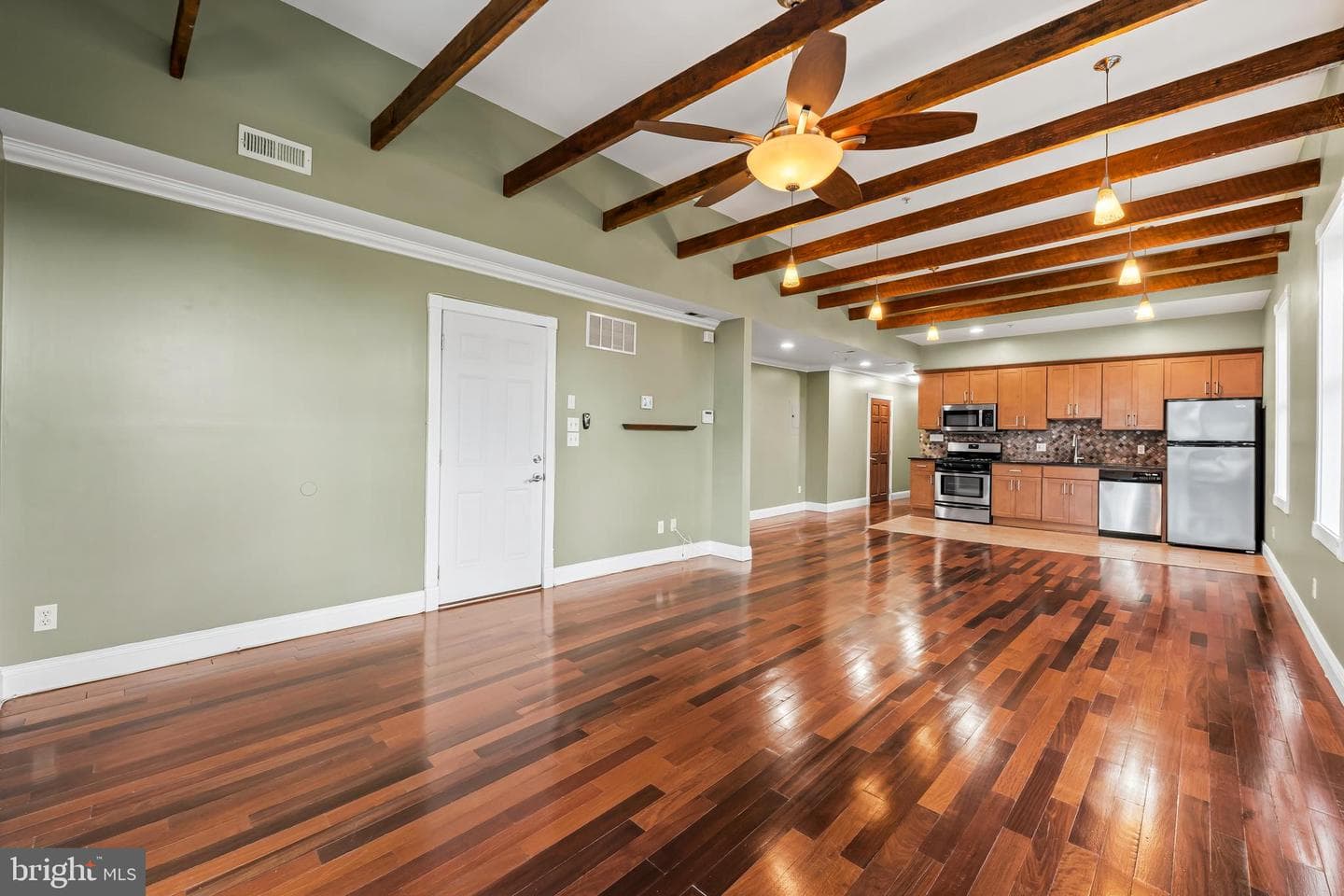 2204 Park Ave # 302 photo 5
