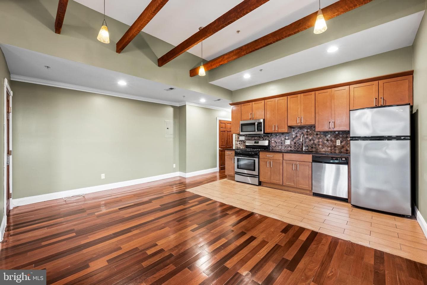 2204 Park Ave # 302 photo 7