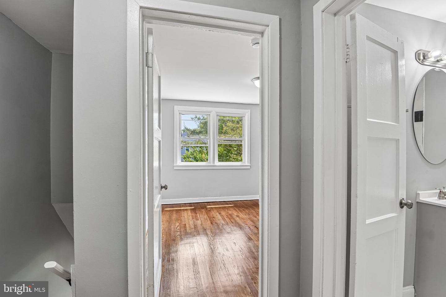 44 N Athol Avenue photo 30