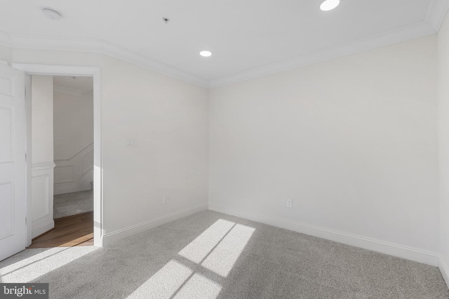1256 Dockside Circle photo 21