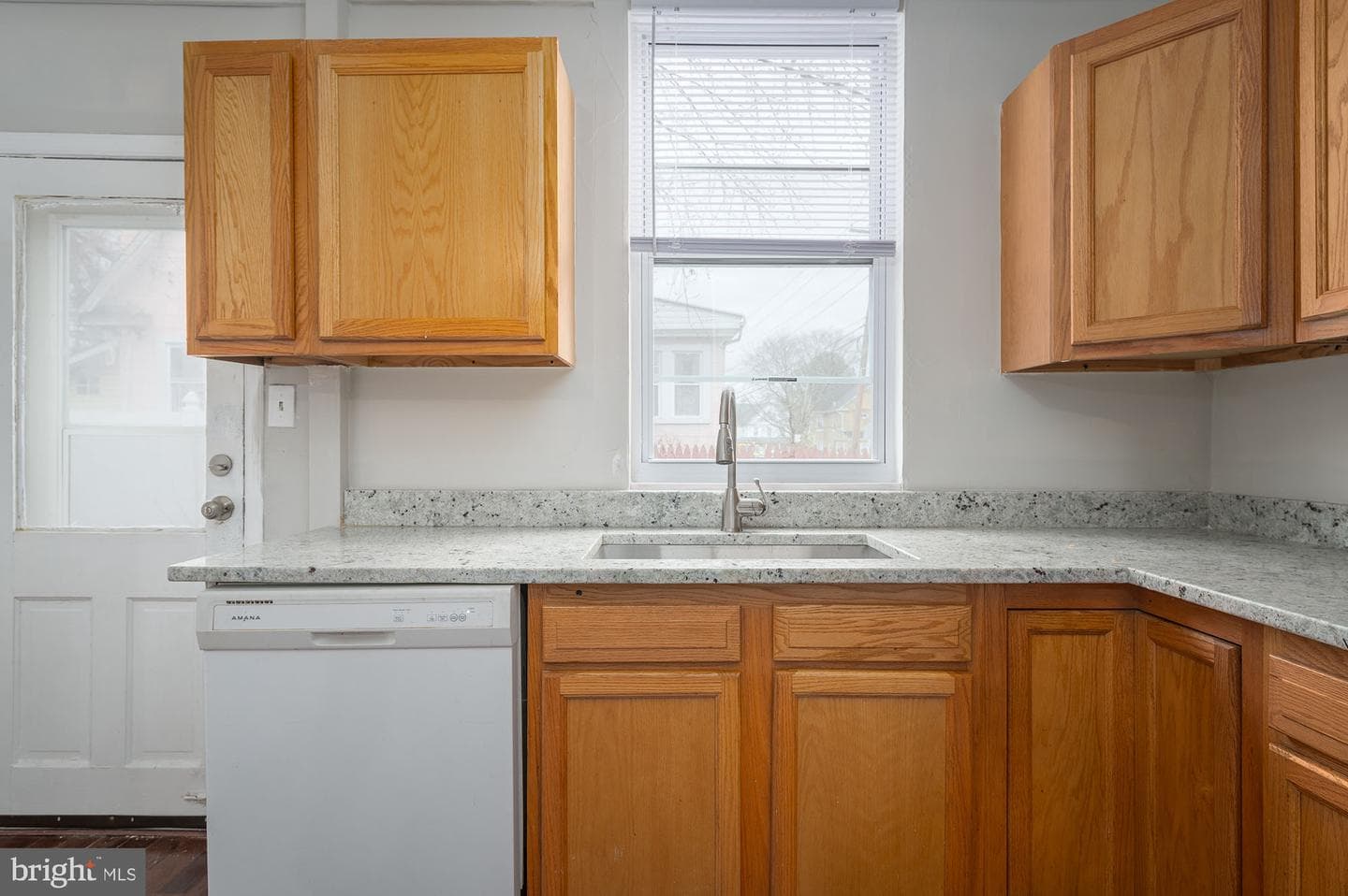 3220 Bayonne Avenue photo 12