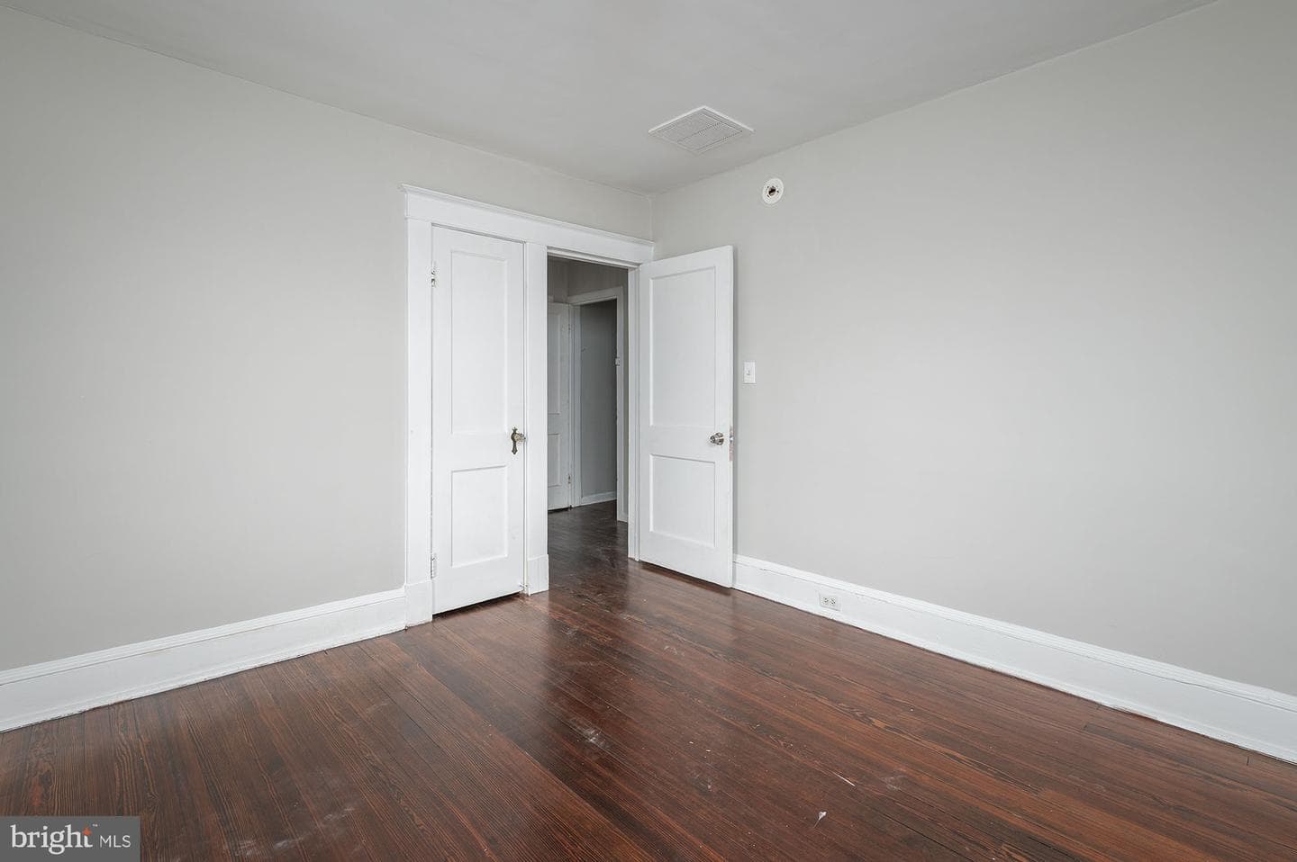 3220 Bayonne Avenue photo 33