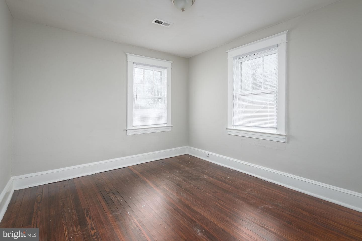 3220 Bayonne Avenue photo 34