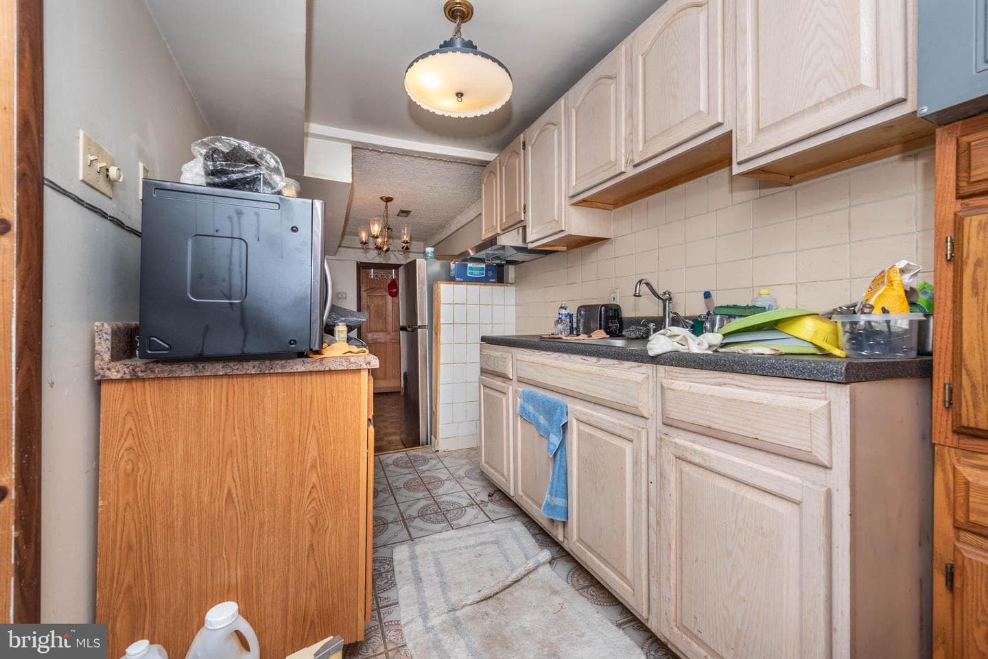 212 W Saratoga Street photo 22
