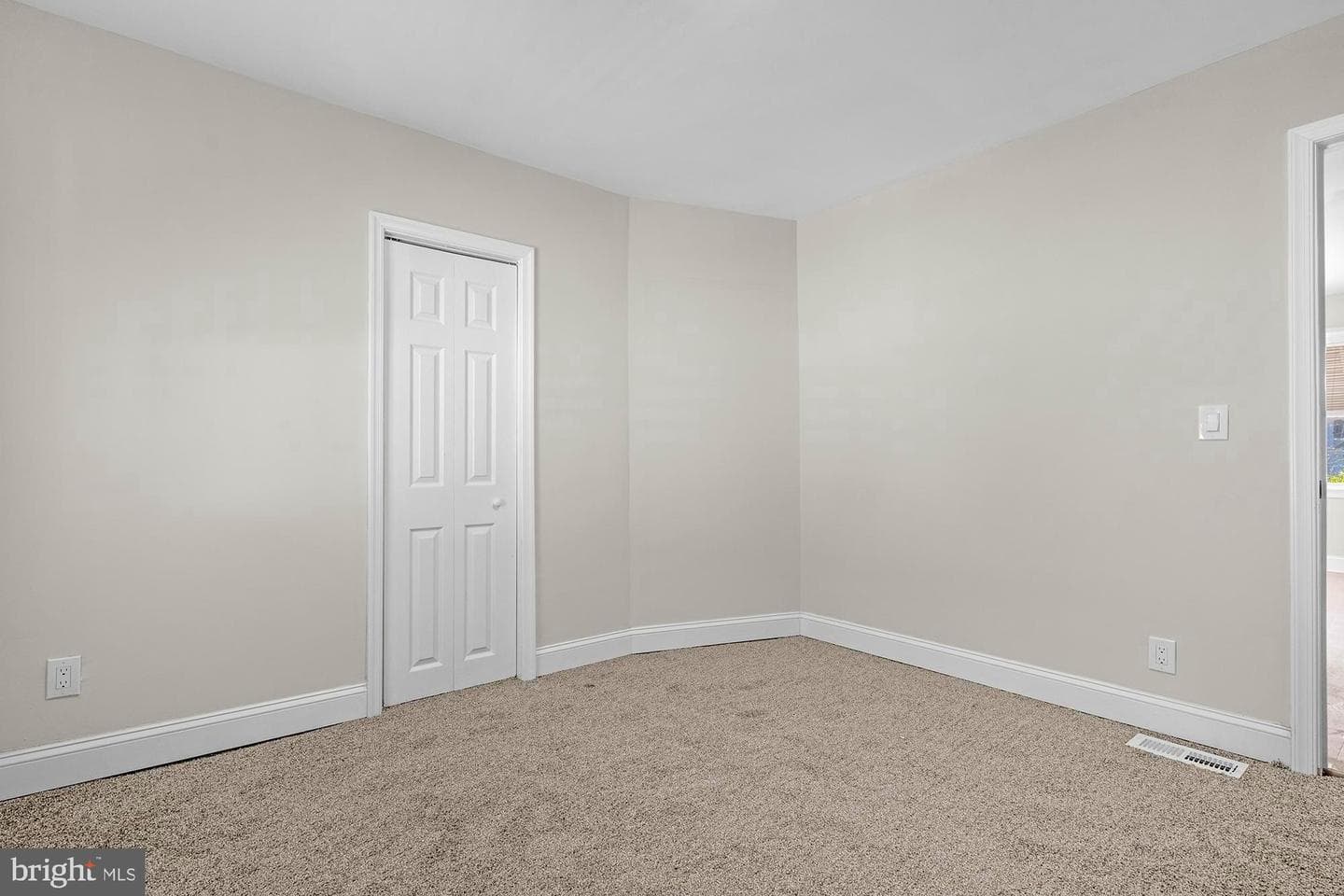 3708 W Cold Spring Lane photo 30