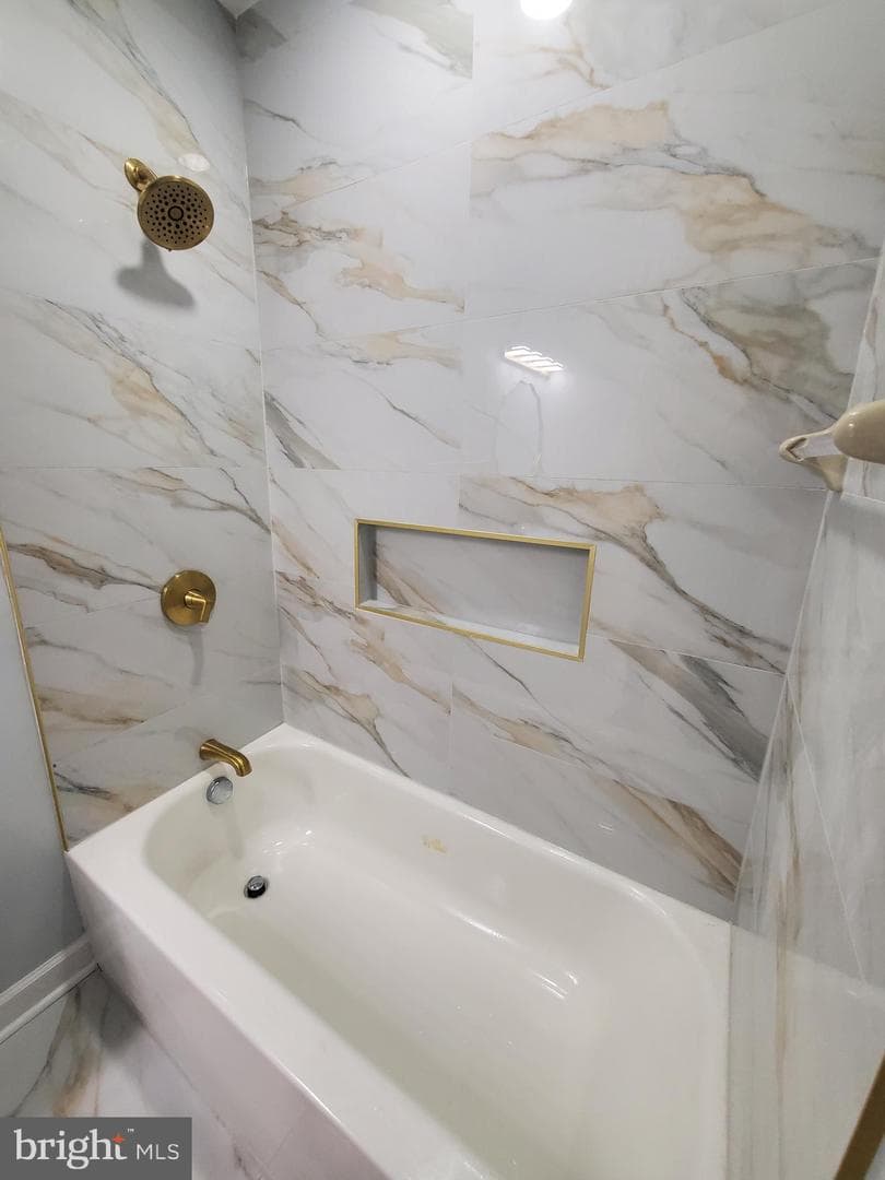 2861 W Garrison Avenue photo 23
