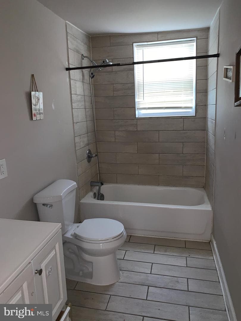 1716 Rutland Avenue photo 4
