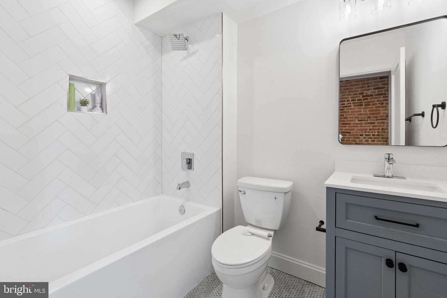 1353 Hull Street photo 26