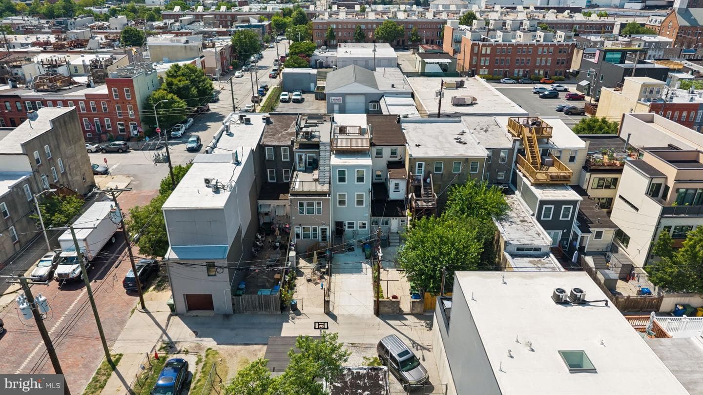 1353 Hull Street photo 43