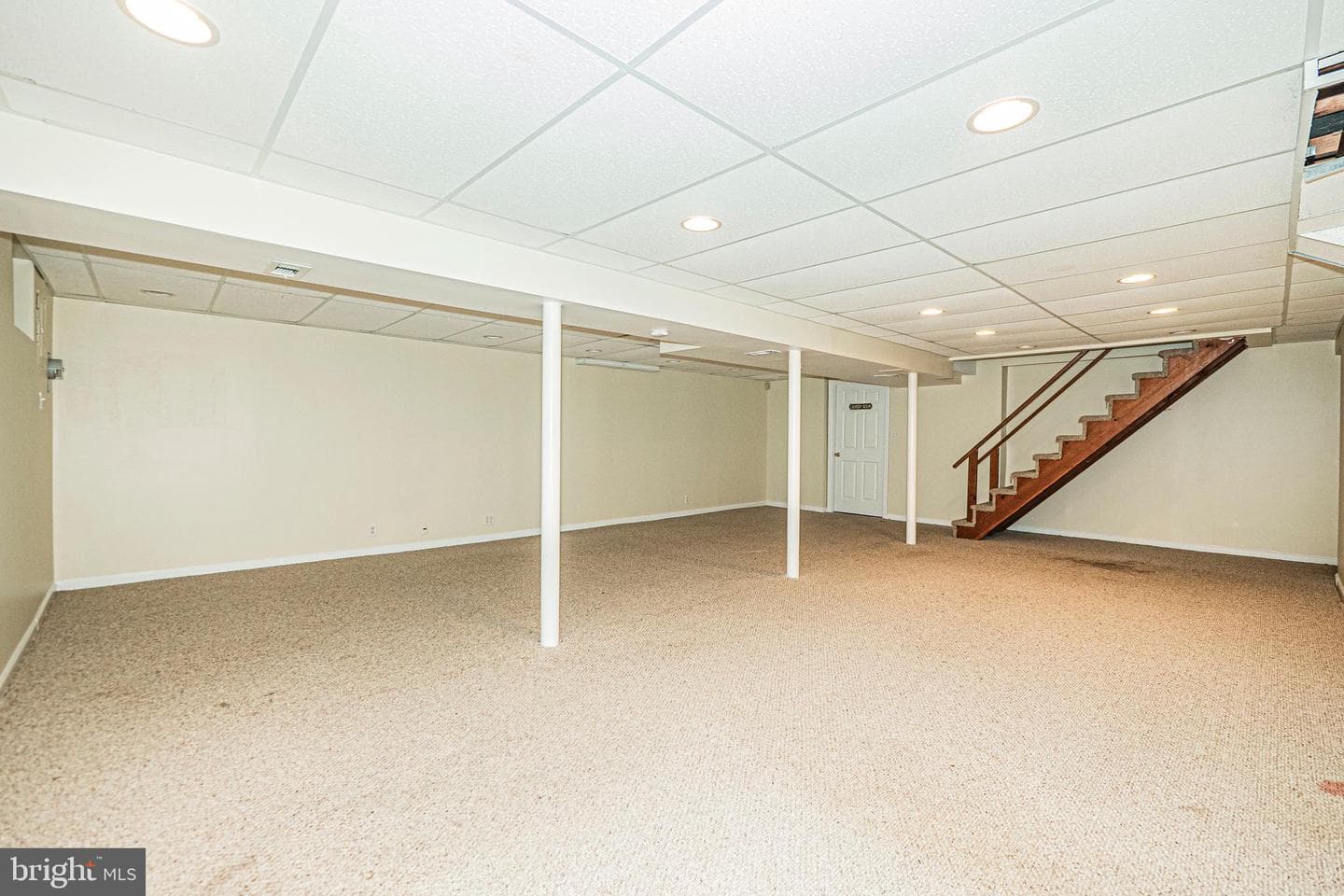 4610 Schley Avenue photo 27