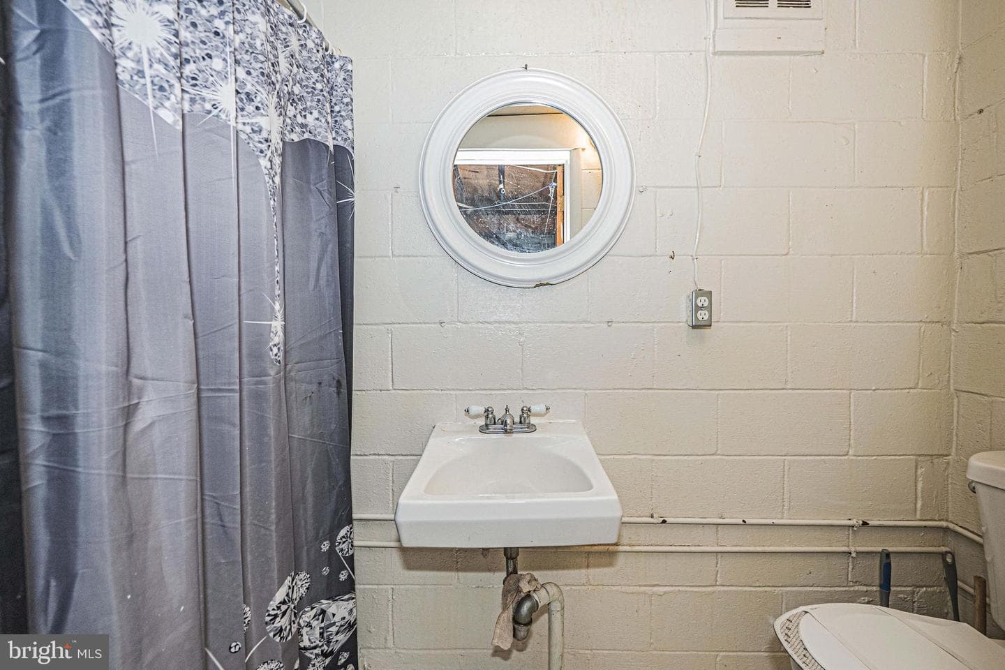4610 Schley Avenue photo 36