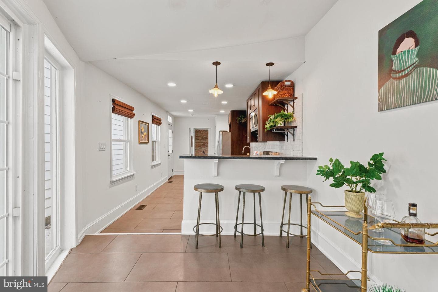 103 E Cross Street E photo 15