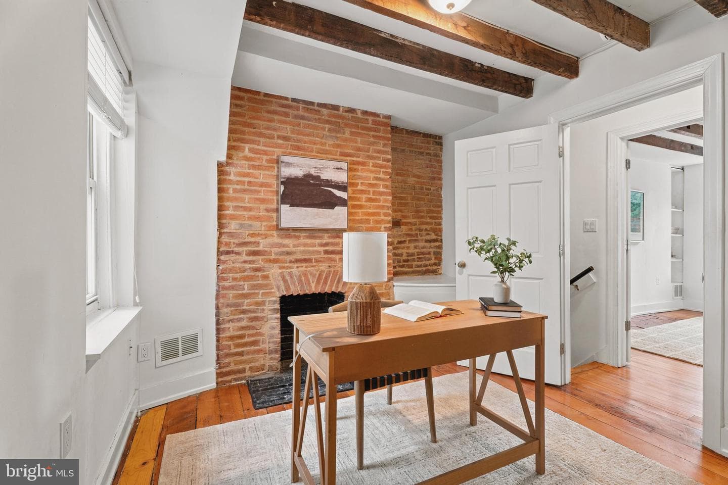 103 E Cross Street E photo 24
