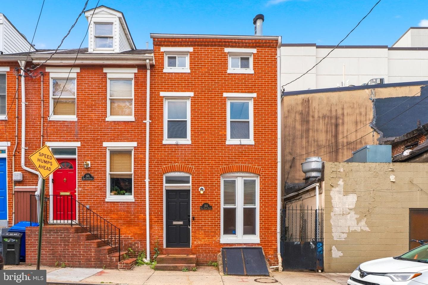 103 E Cross Street E photo 3