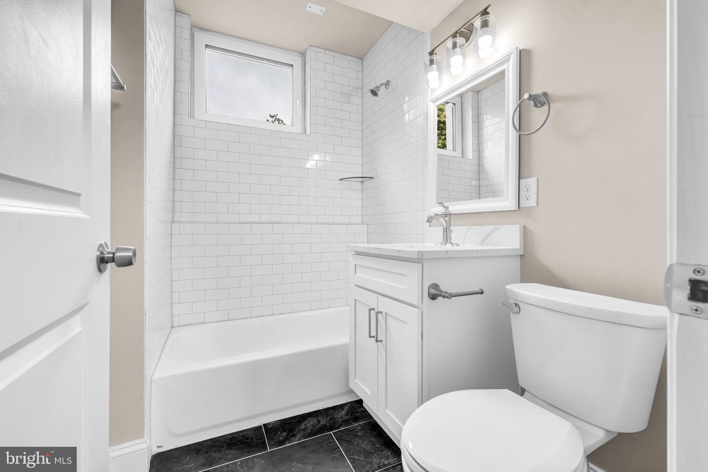 1129 Monroe Circle photo 10