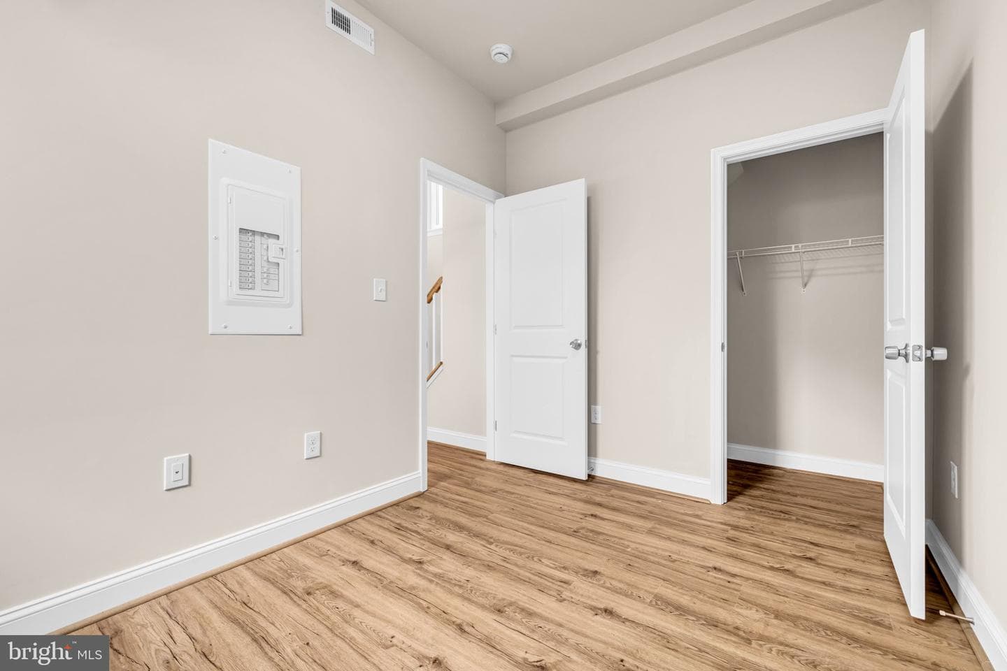 1129 Monroe Circle photo 15