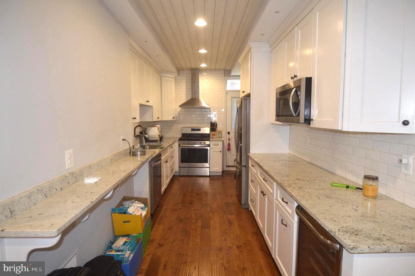 812 W 34th Street photo 5