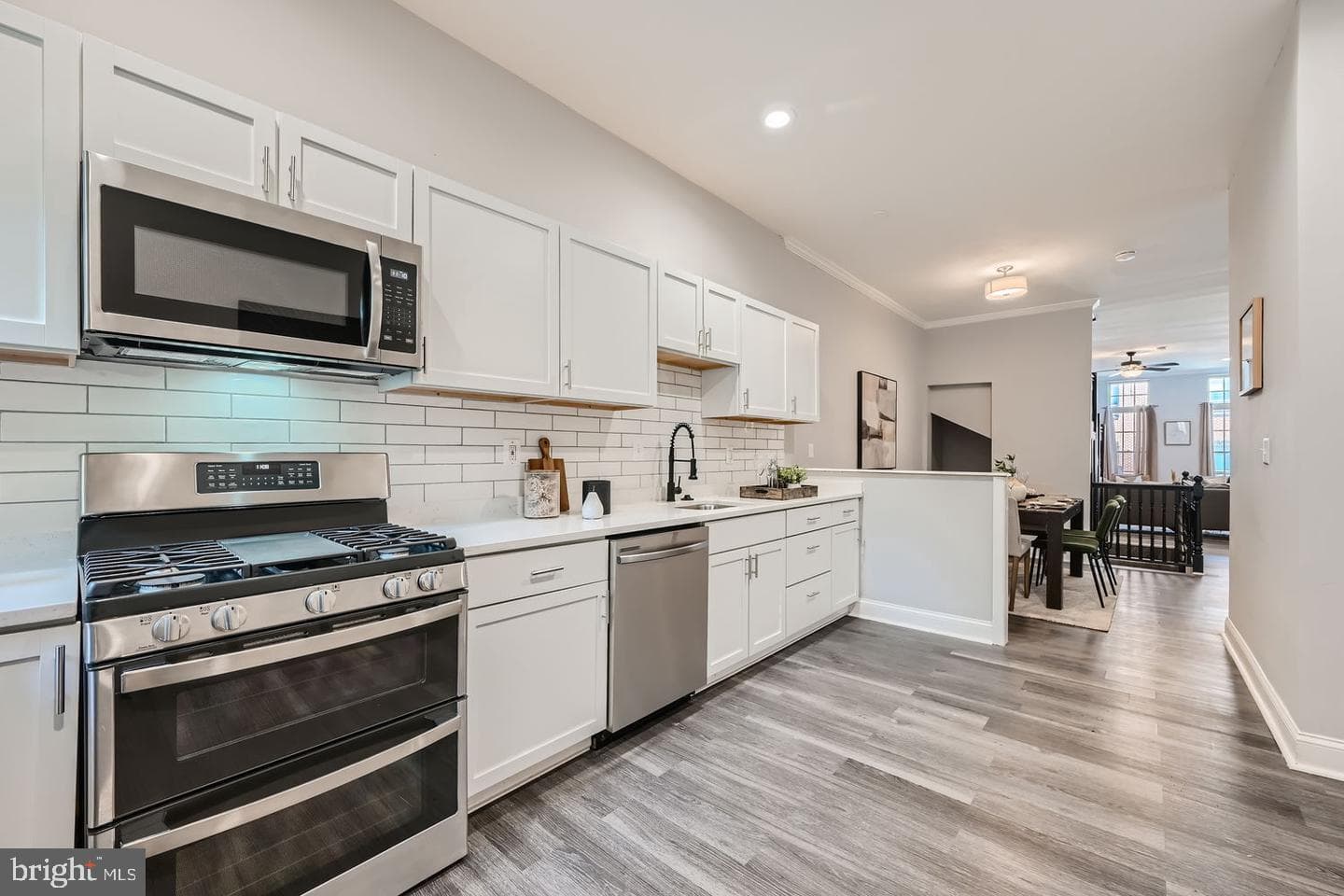 1215 E Preston Street photo 12