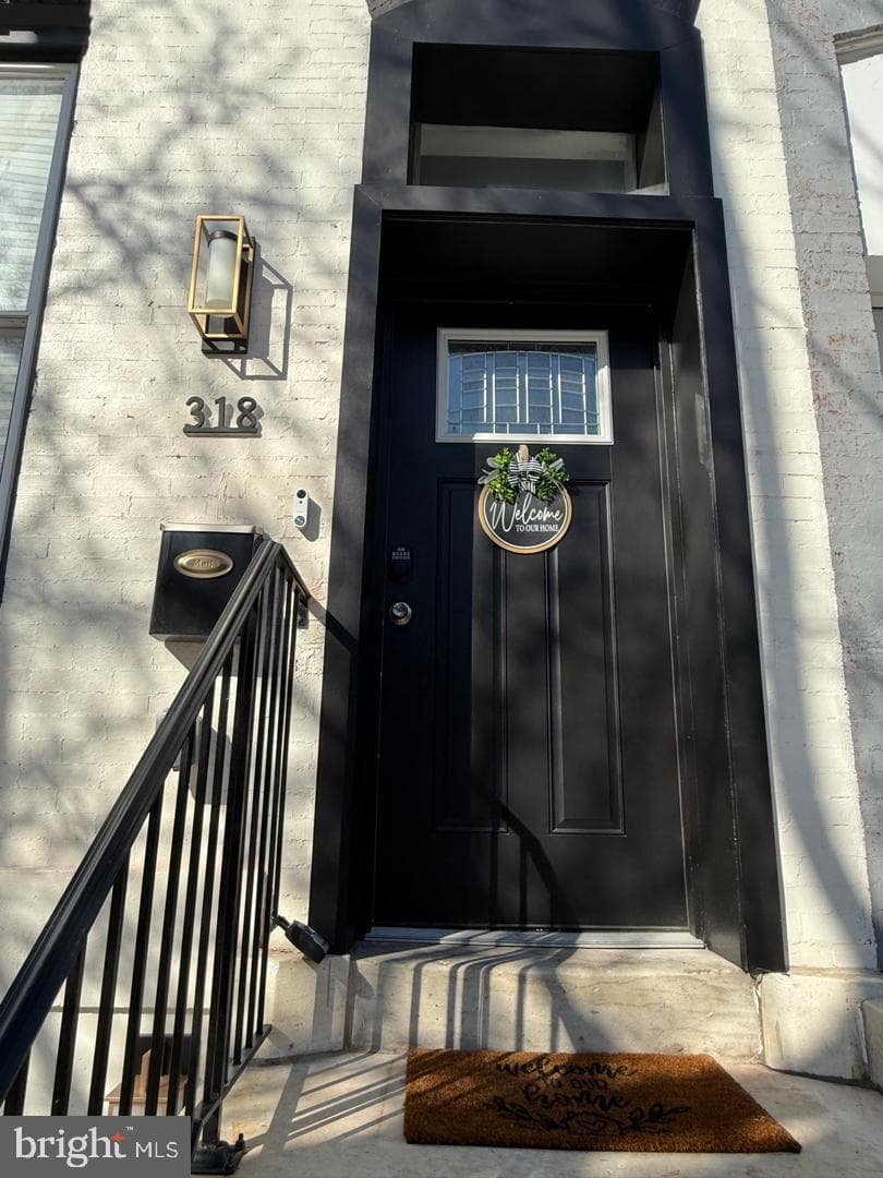 318 N Stricker Street photo 2