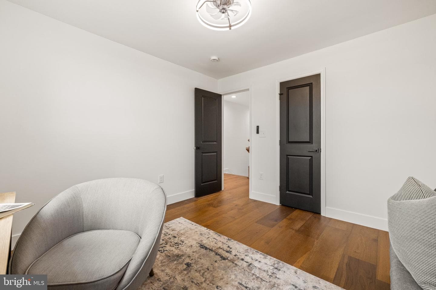 1220 N Eden Street photo 36
