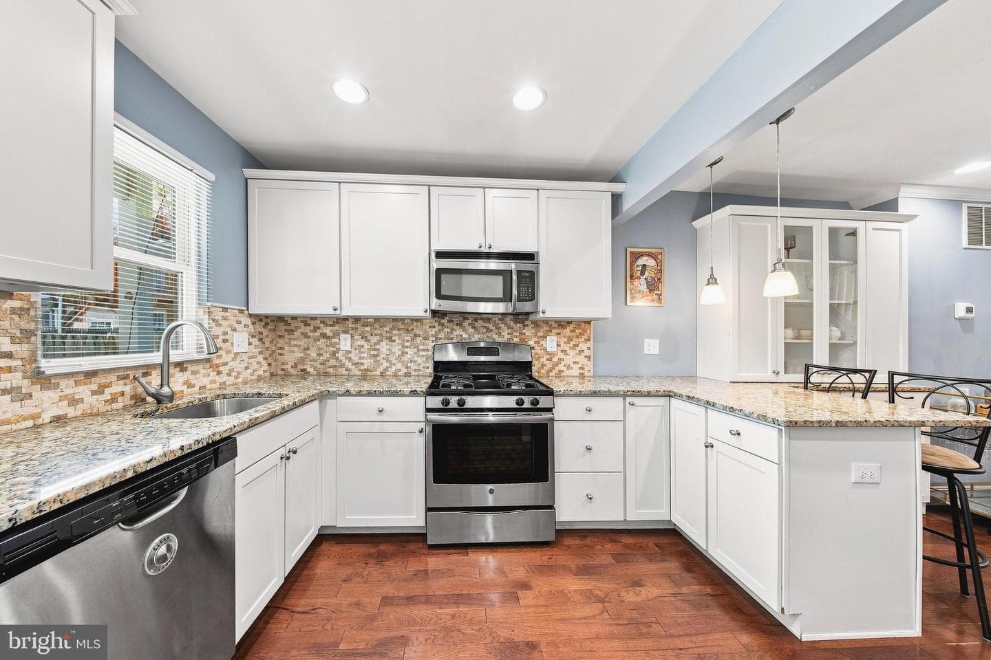 23 W Barney Street photo 11