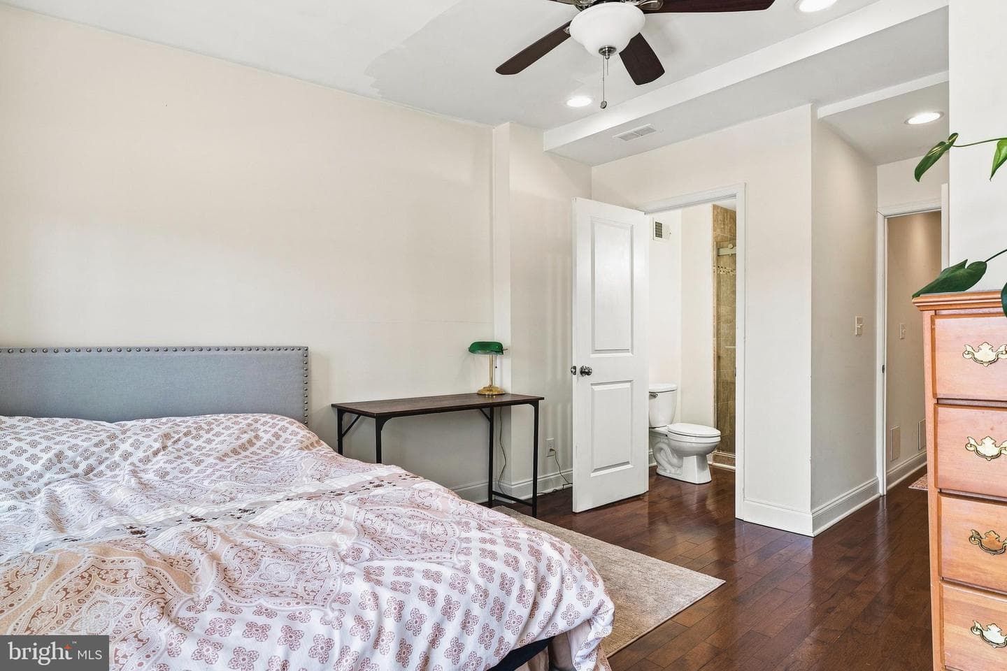 23 W Barney Street photo 22