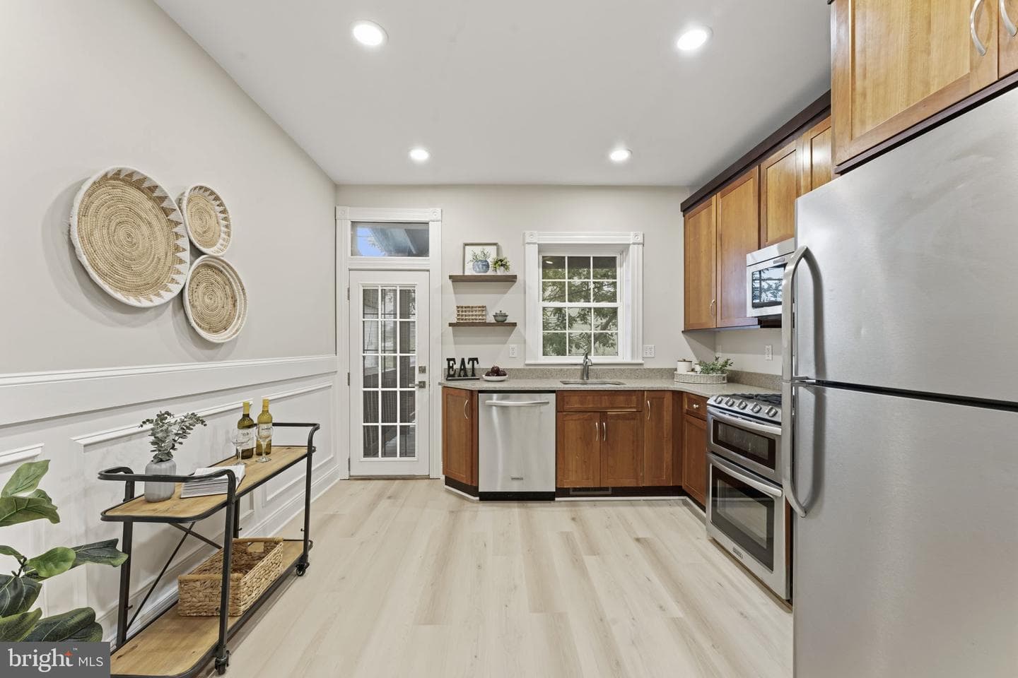 3639 Chestnut Avenue photo 11