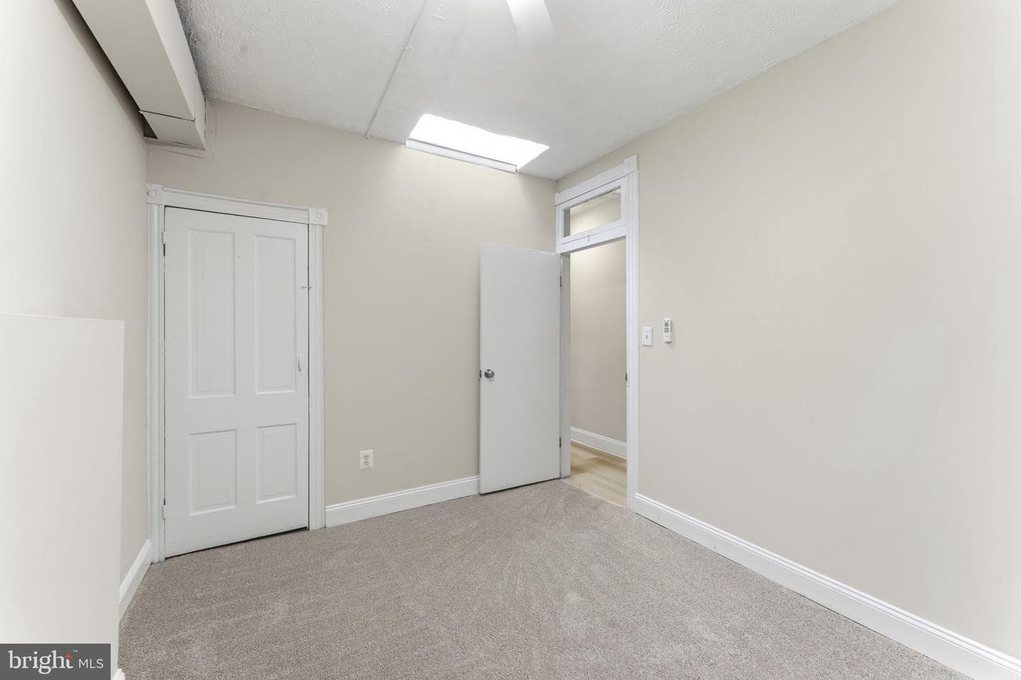 3639 Chestnut Avenue photo 25
