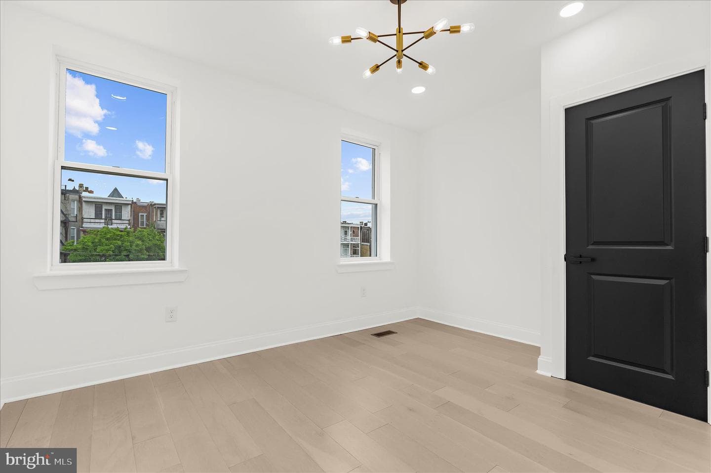 2321 Madison Avenue photo 24