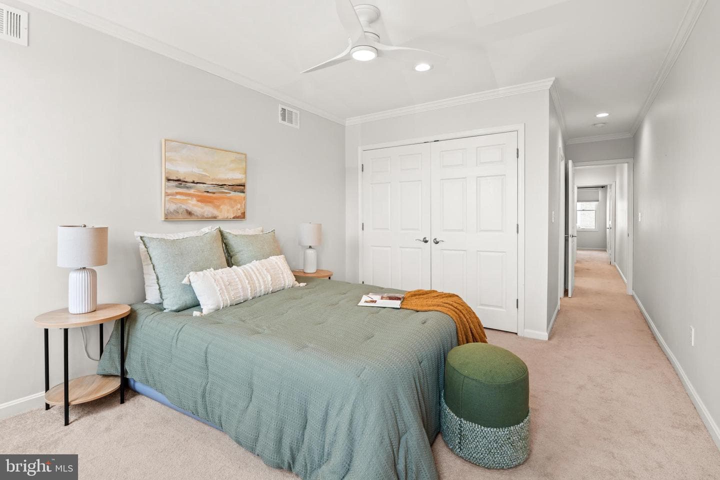 2612 Foster Avenue photo 25