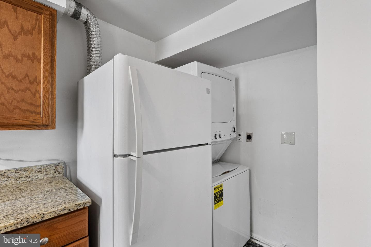 1225 E Chase Street photo 12