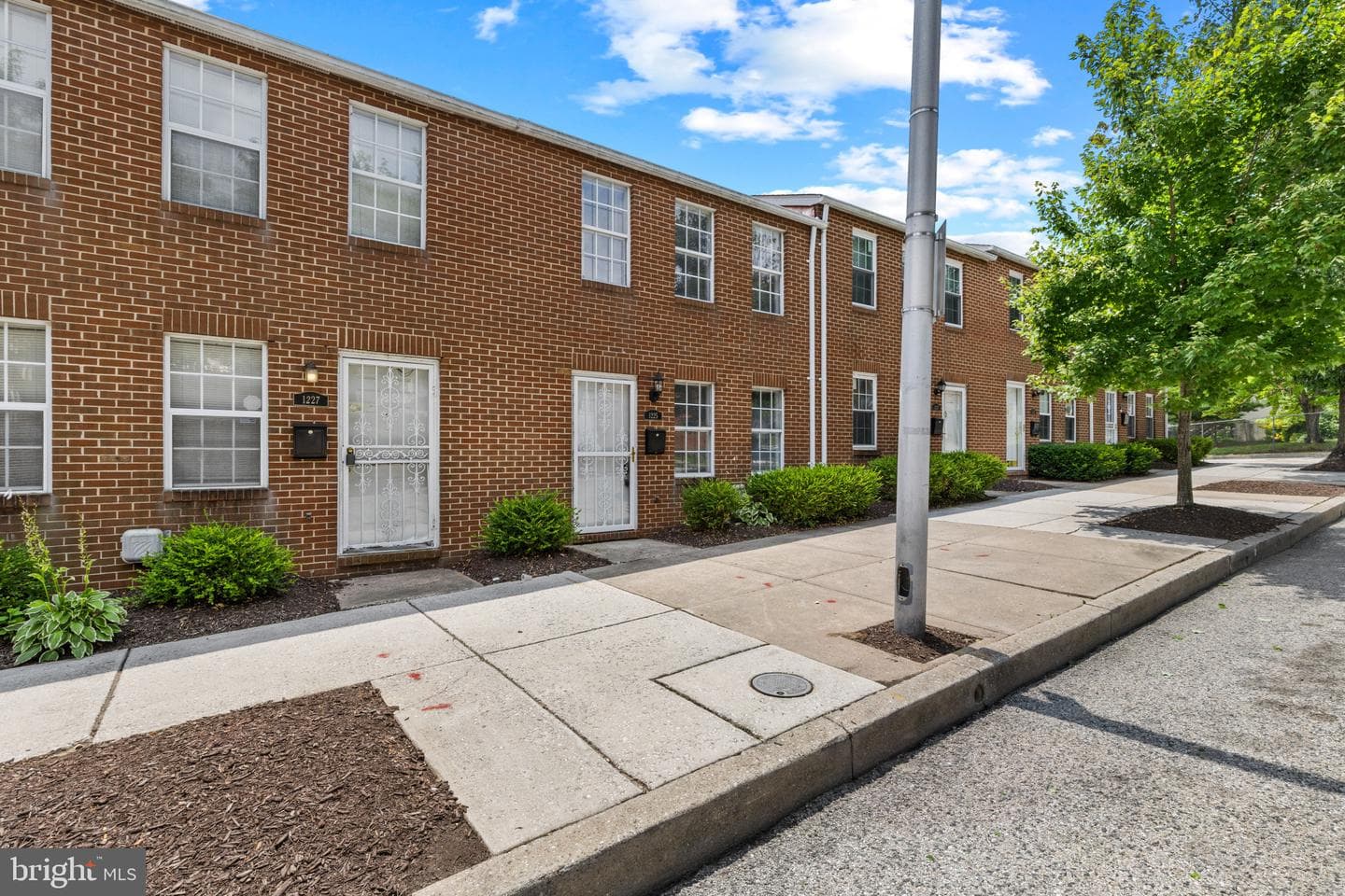 1225 E Chase Street, Baltimore